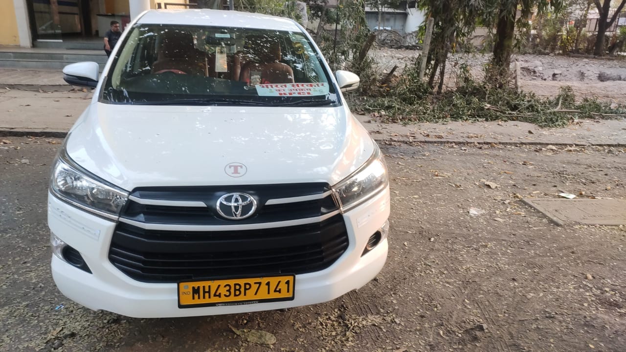 Toyota Innova cab